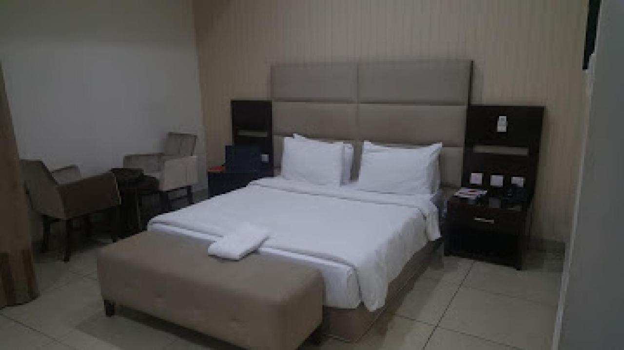 Room In Lodge - Full Moon Hotel Owerri Exterior photo